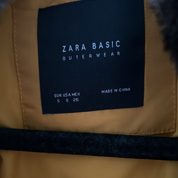 Zara Basic Puffer Jacket Size Small - Picture 2 of 5